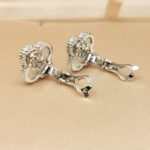 Van Cleef & Arpels Vintage Alhambra earrings 18k white gold, mother-of-pearl - Image 5
