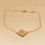 Van Cleef & Arpels Sweet Alhambra bracelet 18k rose gold