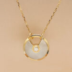 Cartier Amulette de Cartier necklace, small model, 18k yellow gold, diamond, Mother-of-pearl - Image 2