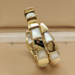 Bvlgari Serpenti bracelet 18k yellow gold, mother-of-pearl, M - Image 3