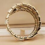 Bvlgari Serpenti bracelet 18k yellow gold, mother-of-pearl, M - Image 8