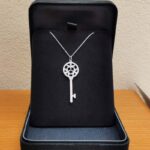 Tiffany & Co. Keys necklace platinum, diamond, Dragonfly - Image 7