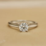 Cartier Wedding ring, platinum, 0.42 ct solitaire diamond, 47 - Image 3