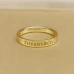 Tiffany & Co. Signature ring 18k yellow gold, narrow model, 13 - Image 2