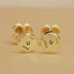 Van Cleef Sweet Alhambra earstuds 18k yellow gold, mother-pearl (2023) - Image 9