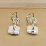 Chanel Ultra earrings 18k white gold, white ceramic, diamond - Image 3