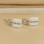 Chanel Ultra earrings 18k white gold, white ceramic, diamond - Image 5