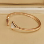 Bvlgari Divas' Dream bracelet open 18k rose gold, chalcedony, MOP, S - Image 4