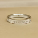 Tiffany & Co. signature ring Platinum, 3 diamonds, 13 - Image 6