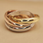 Cartier Trinity ring 18k tri-colour gold, 5 diamonds, 56 - Image 10