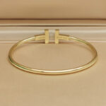 Tiffany & Co. T Wire bracelet 18k yellow gold, Black Onyx, 16 - Image 4