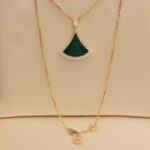 Bvlgari Divas' Dream necklace 18k rose gold, malachite, diamond - Image 4