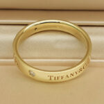 Tiffany & Co. band ring 18k yellow gold, 3 diamonds, 26 - Image 4