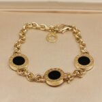 Bvlgari Bvlgari bracelet 18k yellow gold, mother-of-pearl Onyx(Dec 25) - Image 2