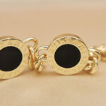 Bvlgari Bvlgari bracelet 18k yellow gold, mother-of-pearl Onyx(Dec 25) - Image 9