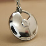 Cartier Amulette necklace, 18k white gold, medium, diamond - Image 7