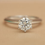 Tiffany & Co. engagement ring, platinum, classic six claw, 9 - Image 6