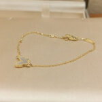 Van Cleef & Arpels Sweet Butterflies bracelet 18k gold MOP - Image 6
