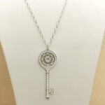 Tiffany & Co. Keys Sunflower pendant platinum large, diamond - Image 6