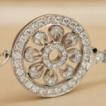 Tiffany & Co. Keys Sunflower pendant platinum large, diamond - Image 10