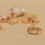 Bvlgari Divas' Dream bracelet 18k rose gold, MOP, SM - Image 9