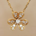 Van Cleef & Arpels Frivole necklace 18k yellow gold smll diam - Image 2