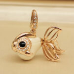 Qeelin Qin Qin Goldfish pendant smll rose gold,diam(no chain) - Image 5