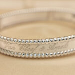 Van Cleef & Arpels PerléeSignature bracelet med white gold,S - Image 9