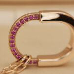 Tiffany & Co. Lock pendant medium 18k rose gold pink sapphire - Image 4
